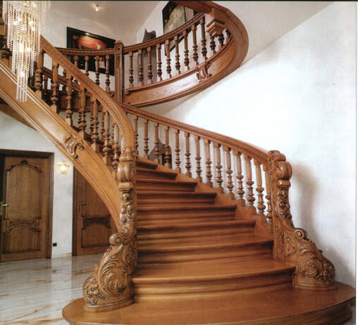 Як правильно вибрати дерев’яні сходи