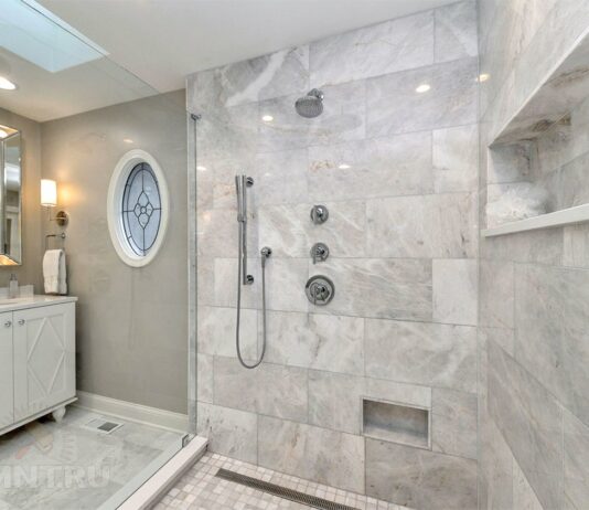 Мармур у ванній кімнаті: плюси і мінуси