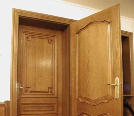 Коли варто встановлювати другі двері, а коли краще відмовитися?