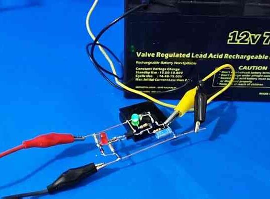 Схема автоматичного відключення акб 12 в без мікросхем і реле