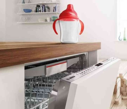 Миття посуду руками або посудомийка: що краще в 2022 році?