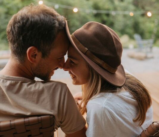 5 любовних заклинань, які працюють миттєво