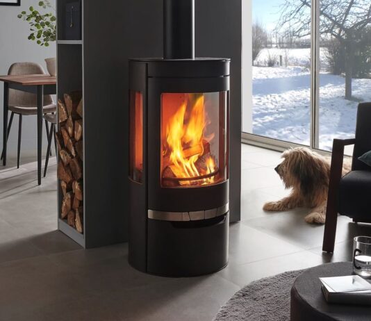 Піч Castorama Steel Wood Stove: знижка 500 євро на зимове опалення